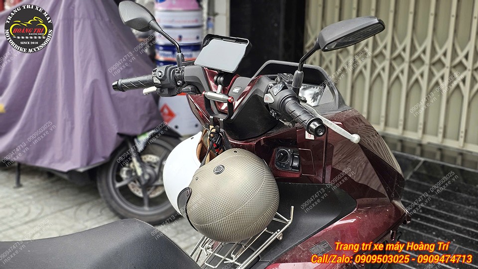 Thanh ngang GPS PCX 160 tích hợp móc treo đồ