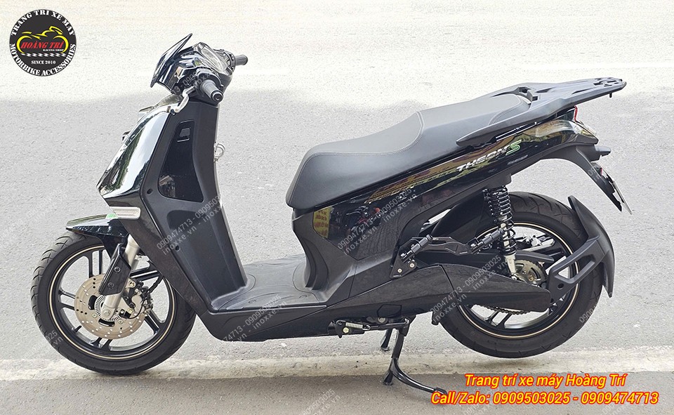 Baga sau nhôm đúc kiểu SH 300i độ cho xe Vinfast Theon S
