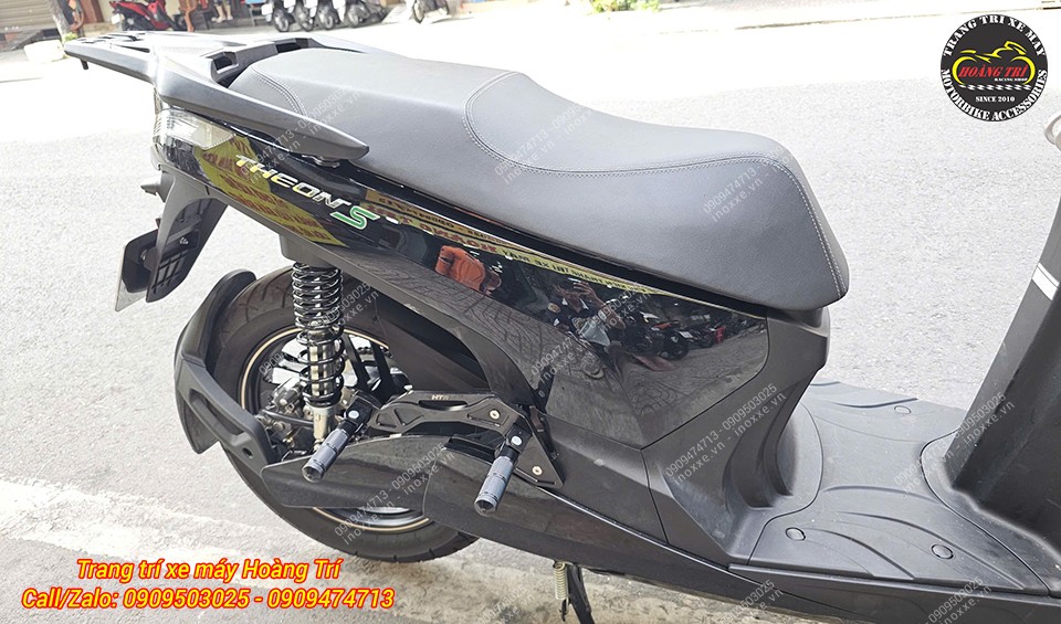 Gác chân phụ HTR nhôm CNC cho xe Vinfast Theon S