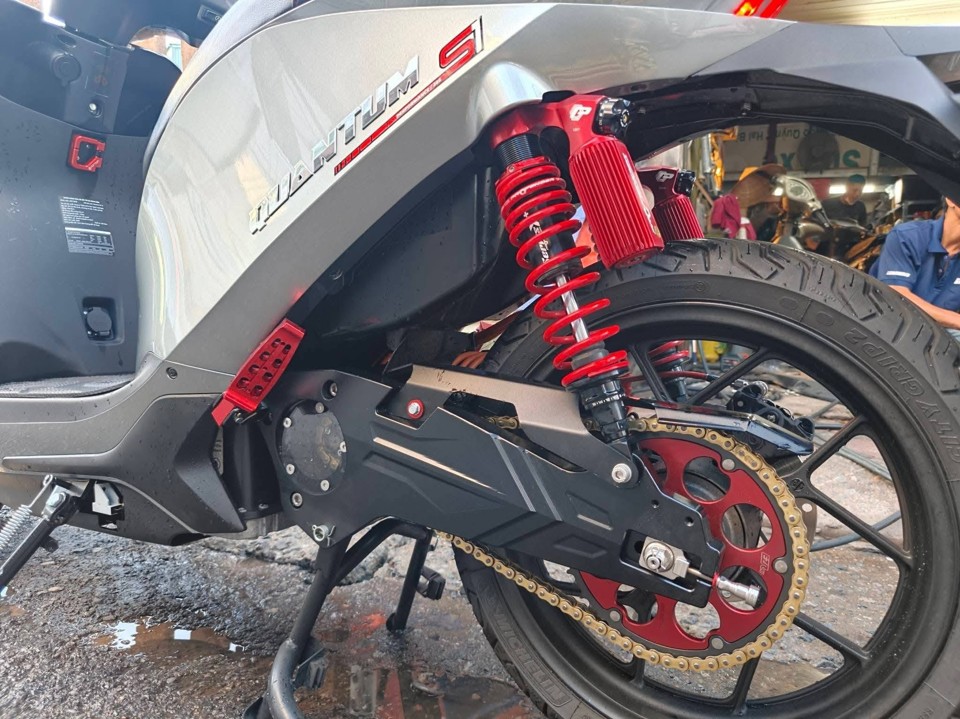 Gấp nhôm CNC Dat Bike Quantum