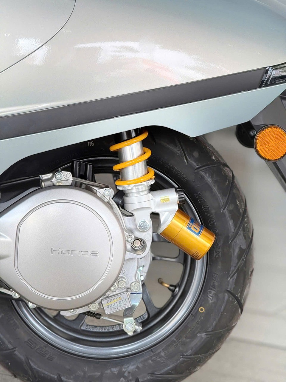 Phuộc Ohlins Honda UC3 chính hãng