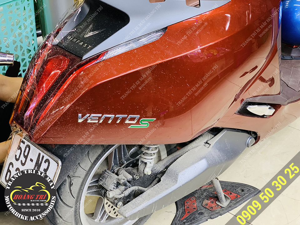 Dán keo xe máy điện Vinfast Vento