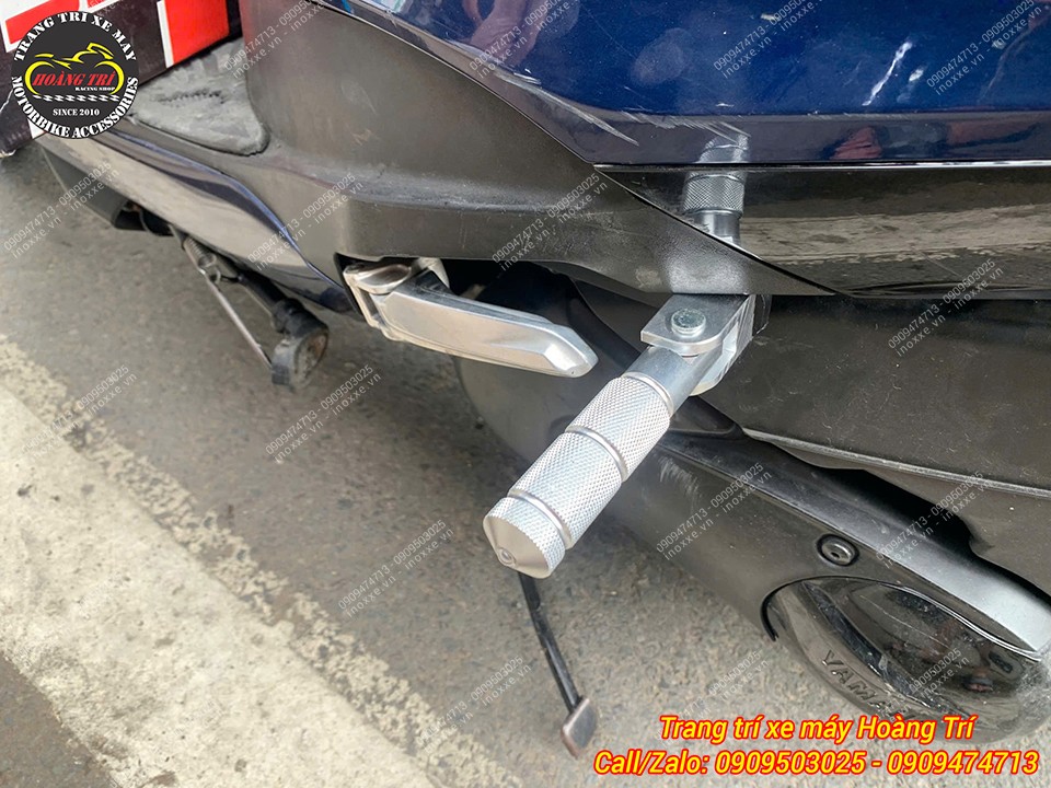 Gác chân phụ xe Acruzo