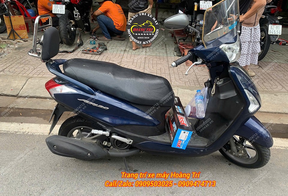 Gác chân phụ xe Acruzo