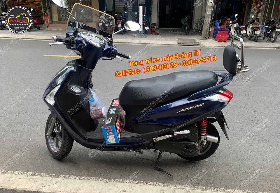 Gác chân phụ xe Acruzo