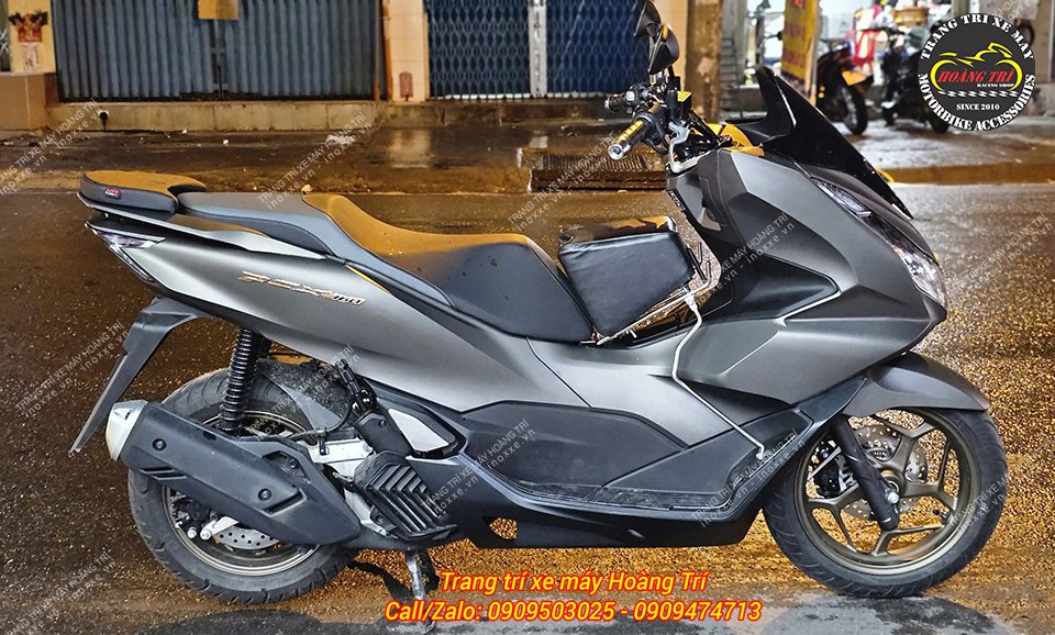 Độ gác chân phụ cho xe PCX