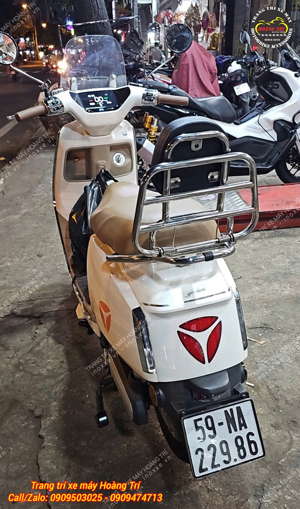 Baga sau kiểu Vespa độ cho xe máy điện Yadea