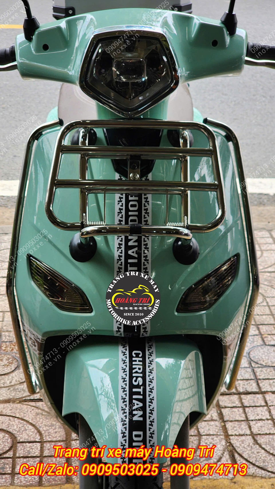 Baga trước xe máy điện Vento kiểu Vespa
