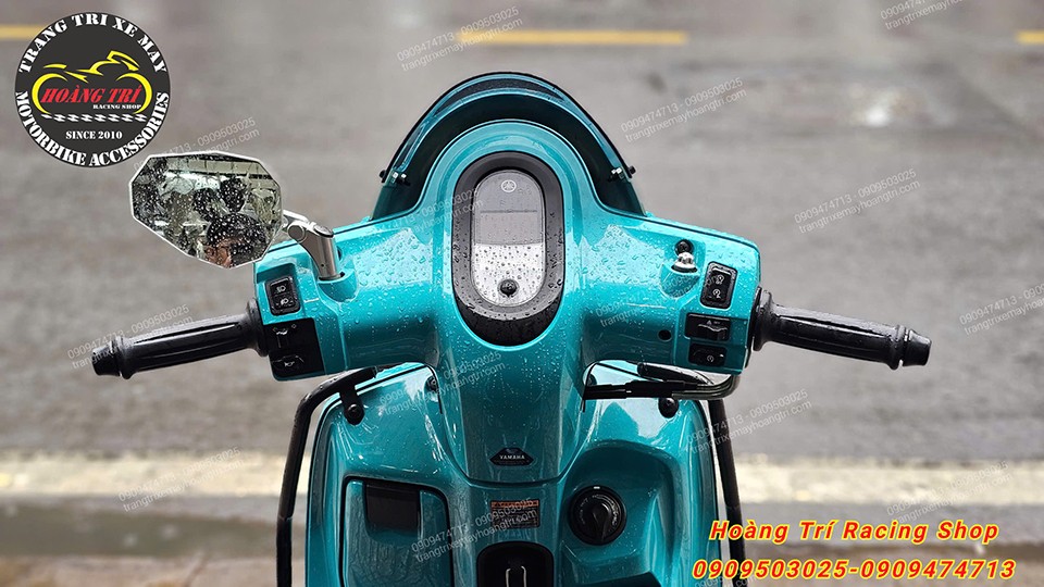 Kính chắn gió ốp chóa đèn pha Fazzio 125 kiểu Triumph