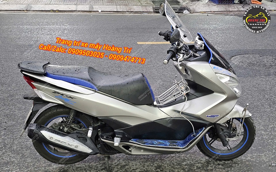 Gác chân phụ xe PCX