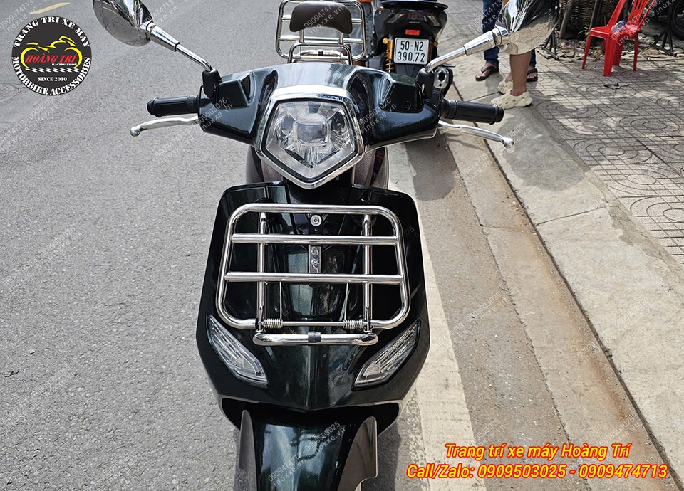 Baga trước xe máy điện Vento kiểu Vespa
