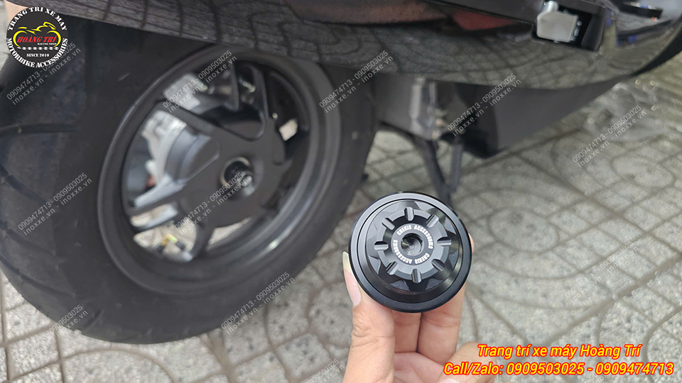 Chụp cốt bánh sau Honda UC3 nhôm CNC