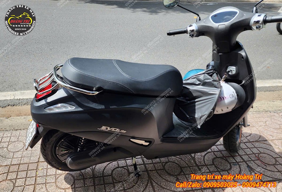 Viền đèn sau Vinfast EVO