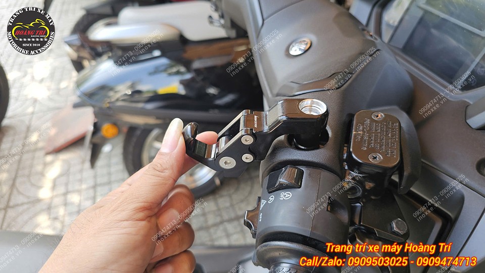Móc treo đồ Yamaha NMax