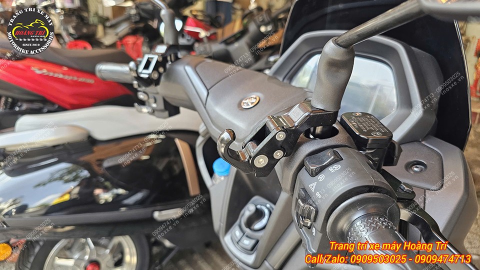 Móc treo đồ Yamaha NMax