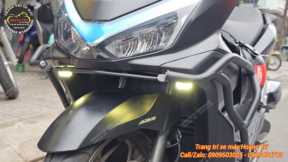 Đèn trợ sáng Bulbtek Cyber 1