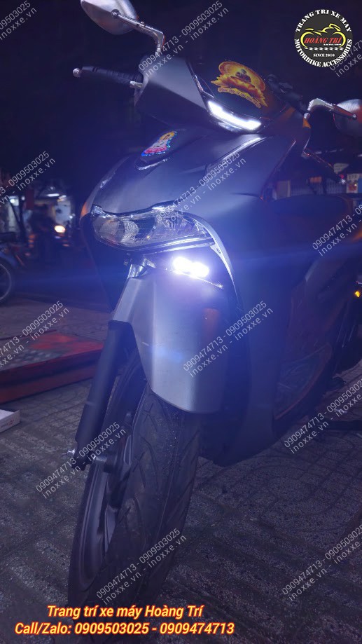 Đèn trợ sáng Bulbtek Cyber 1