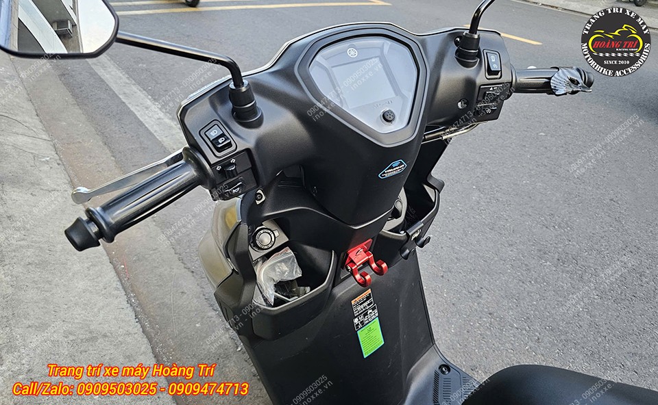 Móc treo đồ Yamaha Gear