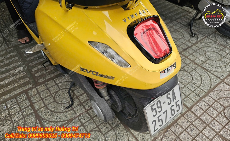 Viền đèn sau Vinfast EVO