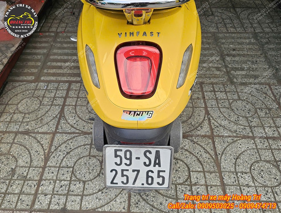 Viền đèn sau Vinfast EVO
