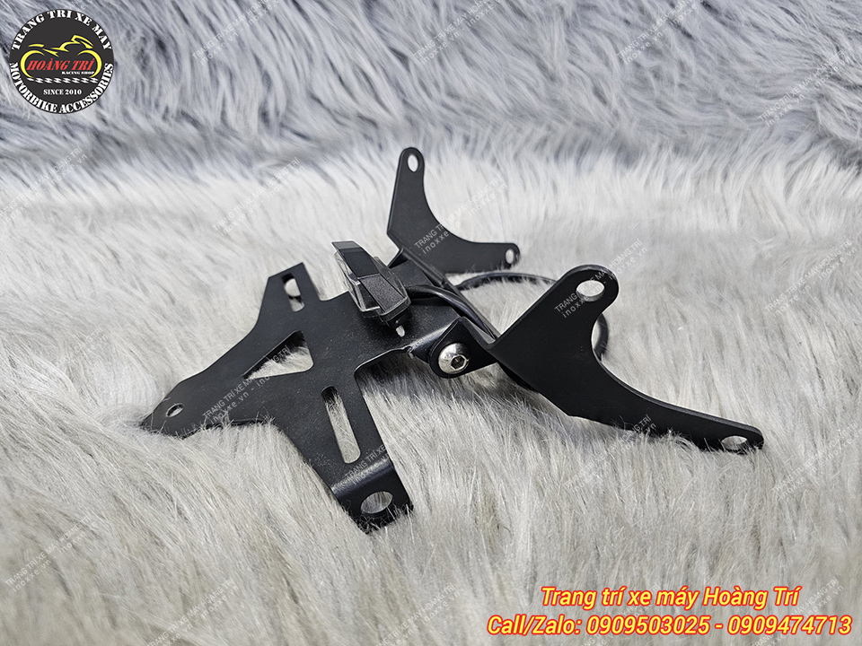 Pát biển số CB650