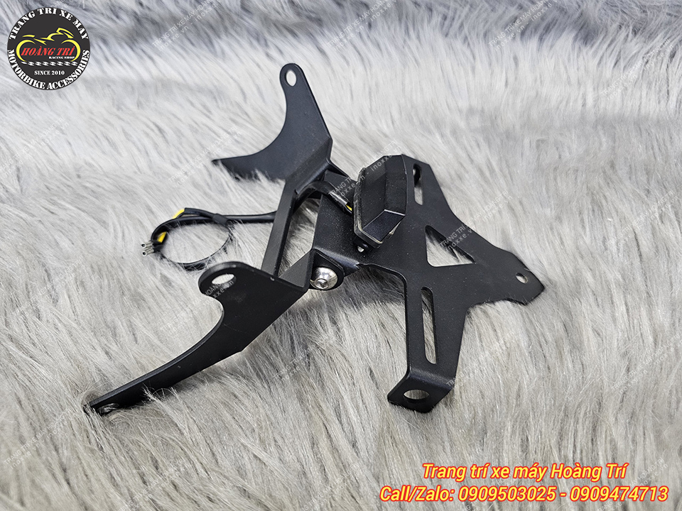 Pát biển số CB650