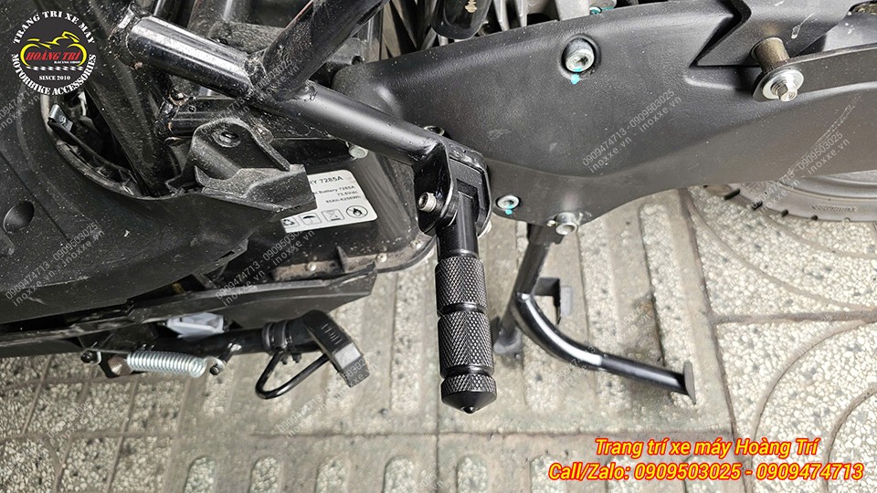 Gác chân phụ xe Datbike Quantum