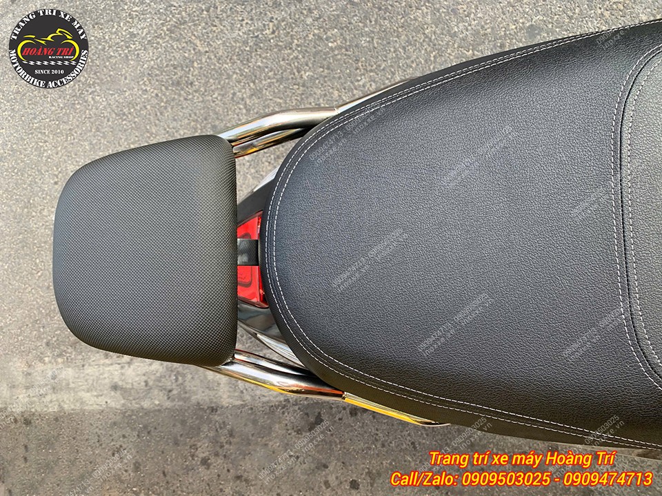 Baga sau nối dài xe máy điện Vinfast EVO