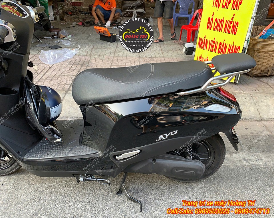Baga sau nối dài xe máy điện Vinfast EVO
