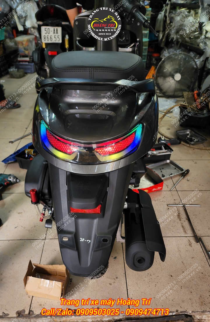 Cụm đèn Led Audi đúc khuôn dành cho xe Stylo 160