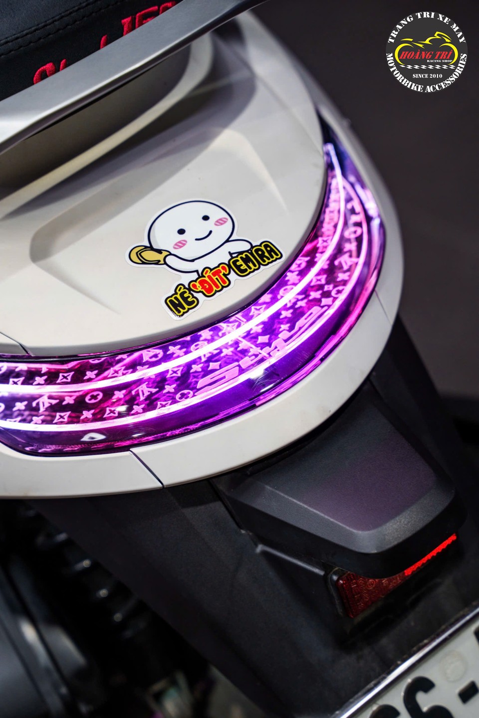 Cụm đèn Led Audi đúc khuôn dành cho xe Stylo 160