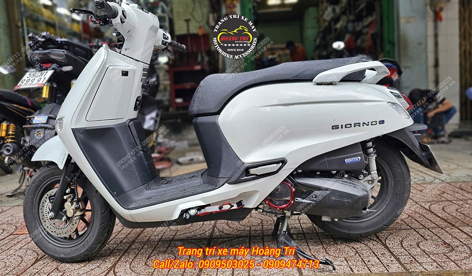 Ốp lốc nồi trong suốt Giorno125/Stylo 160/Vario 160 - Maxspeed
