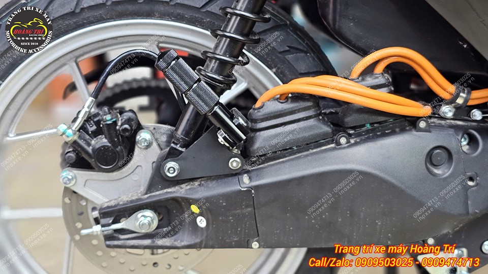 Gác chân phụ xe Datbike Quantum