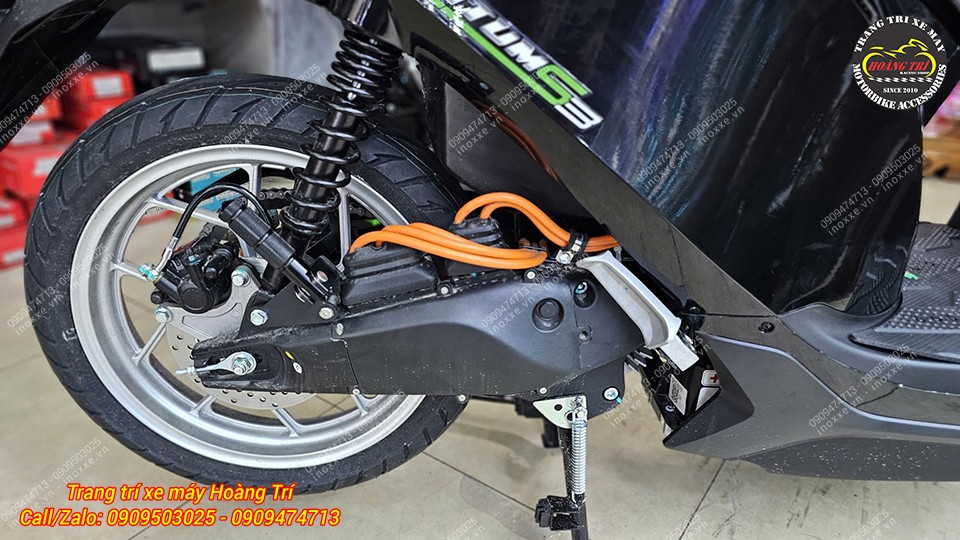 Gác chân phụ xe Datbike Quantum