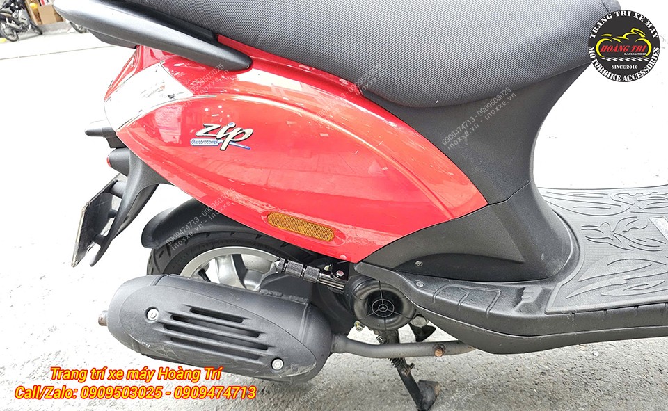 Gác chân phụ xe Piaggio Zip