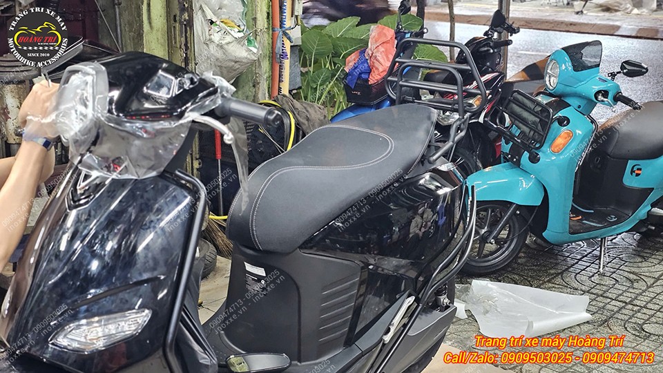 Khung bảo vệ xe máy điện Vento