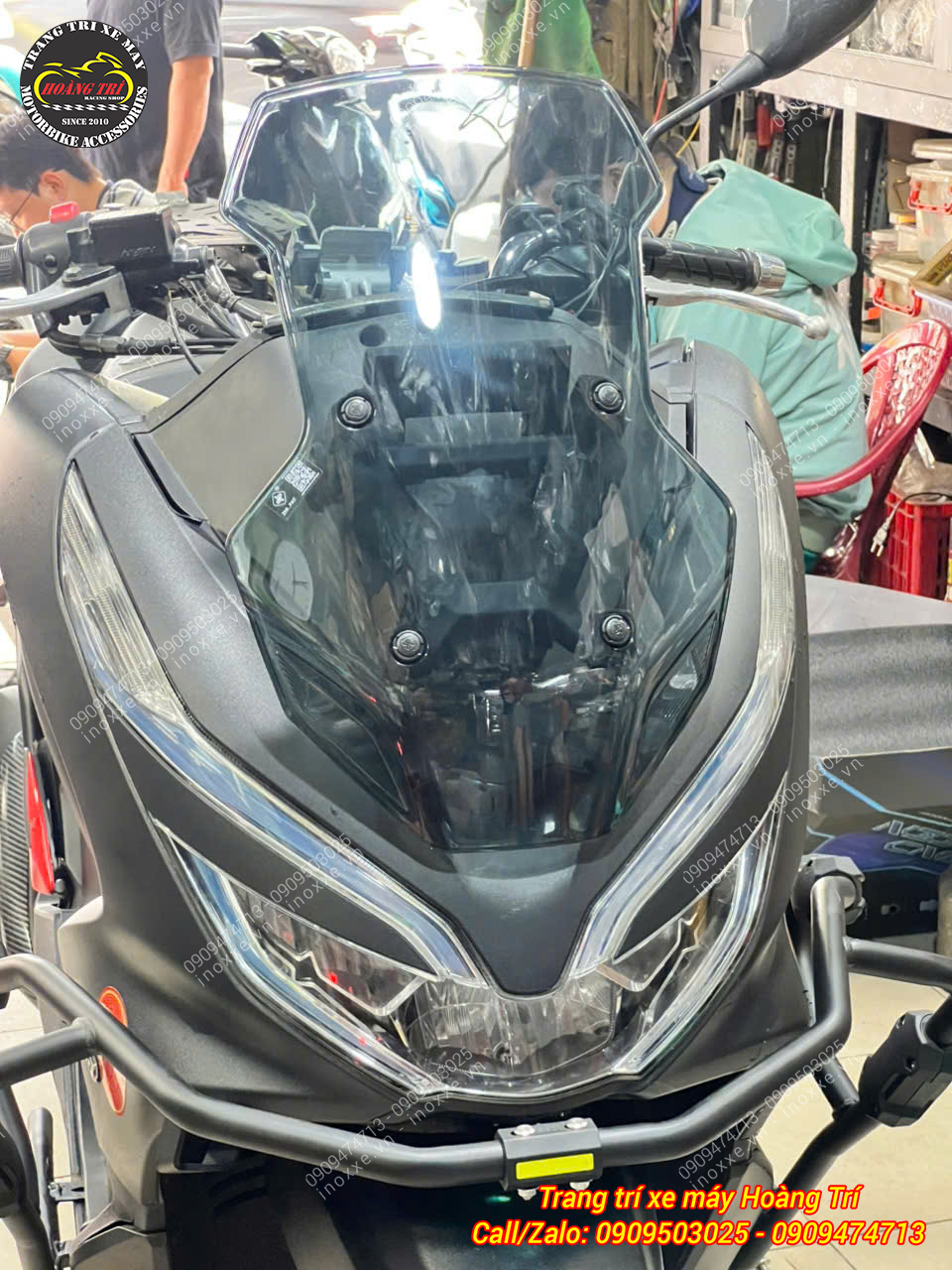Kính chắn gió ADV-Zhi.Pat độ cho xe PCX