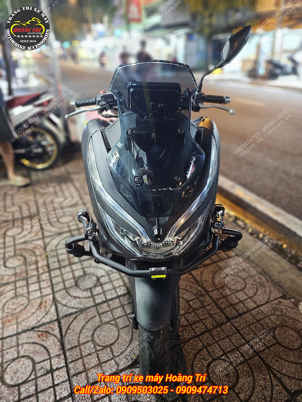 Kính chắn gió ADV-Zhi.Pat độ cho xe PCX
