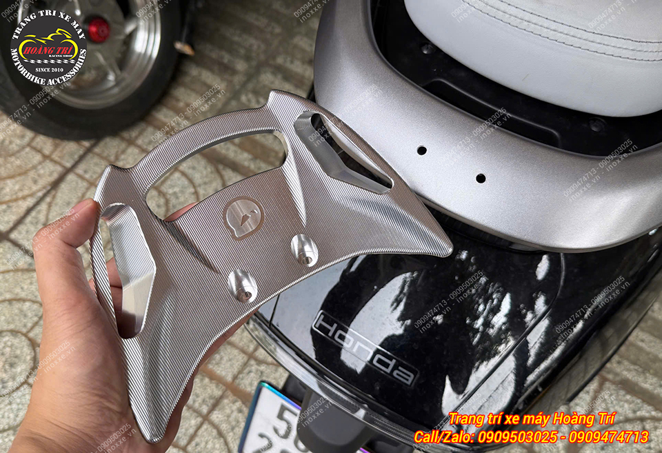 Cản sau Maru nhôm CNC cho xe Honda UC3