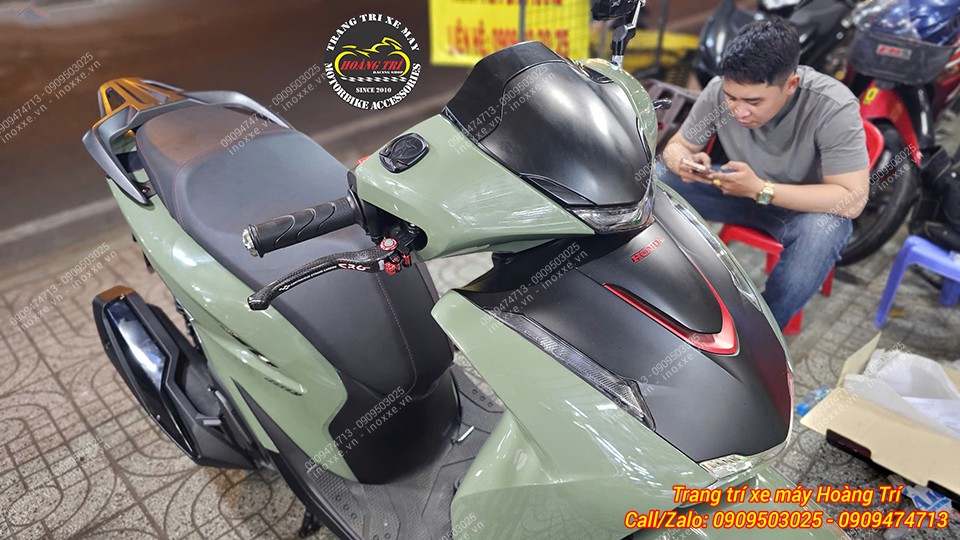 Tay thắng CRG Carbon dành cho xe Sh
