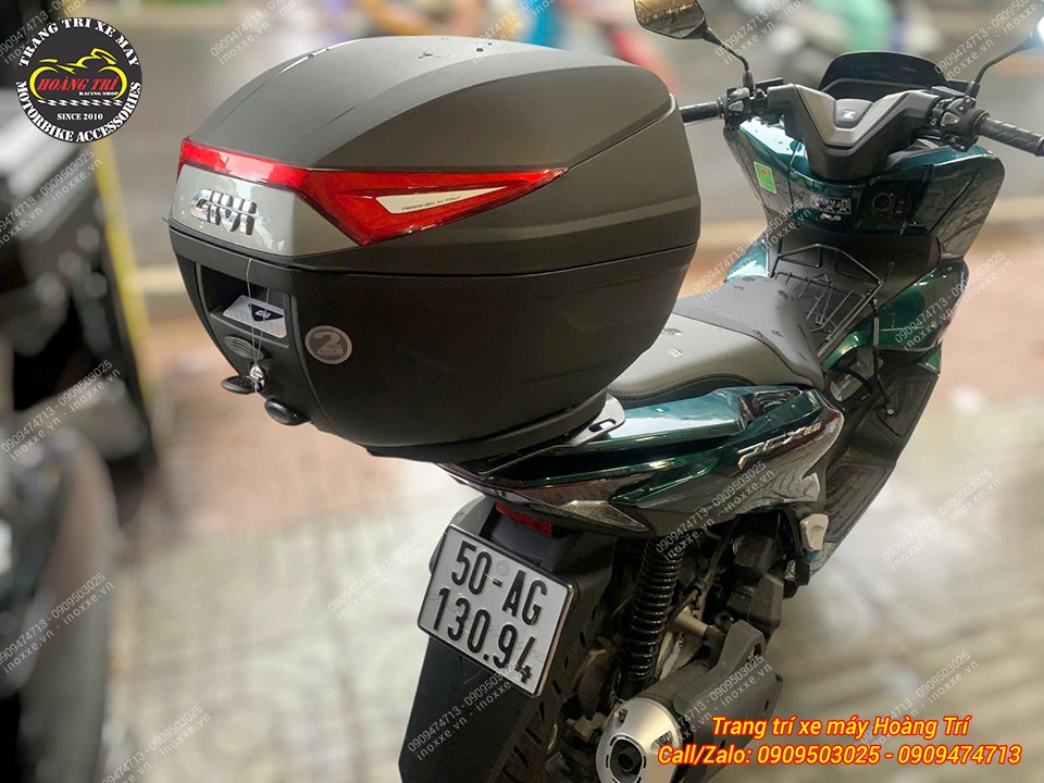 Thùng Givi C30N