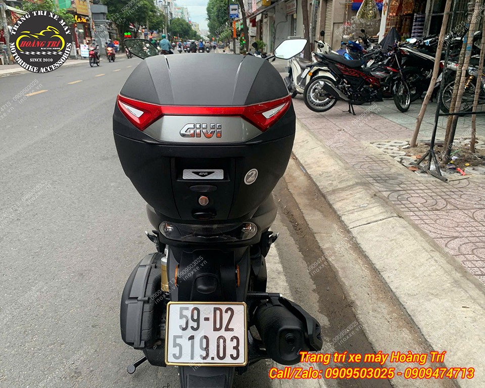 Thùng Givi C30N