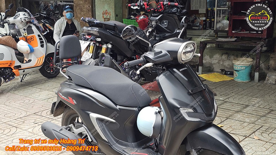 Baga sau Honda Stylo 160 kiểu Vespa