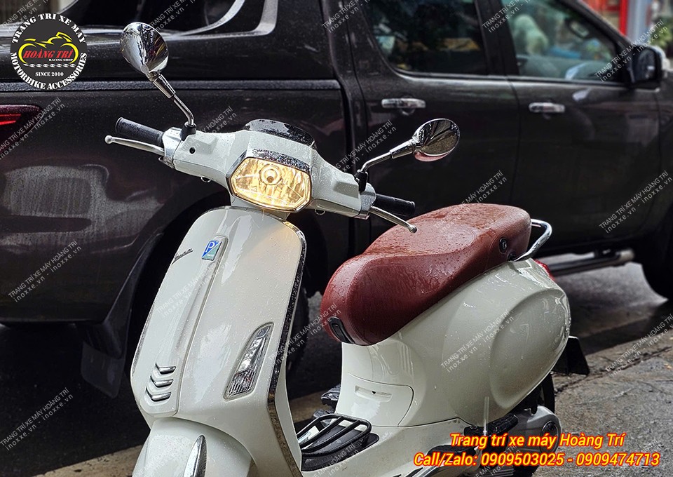 Vespa Primavera đèn tròn độ thành Vespa Sprint đèn vuông