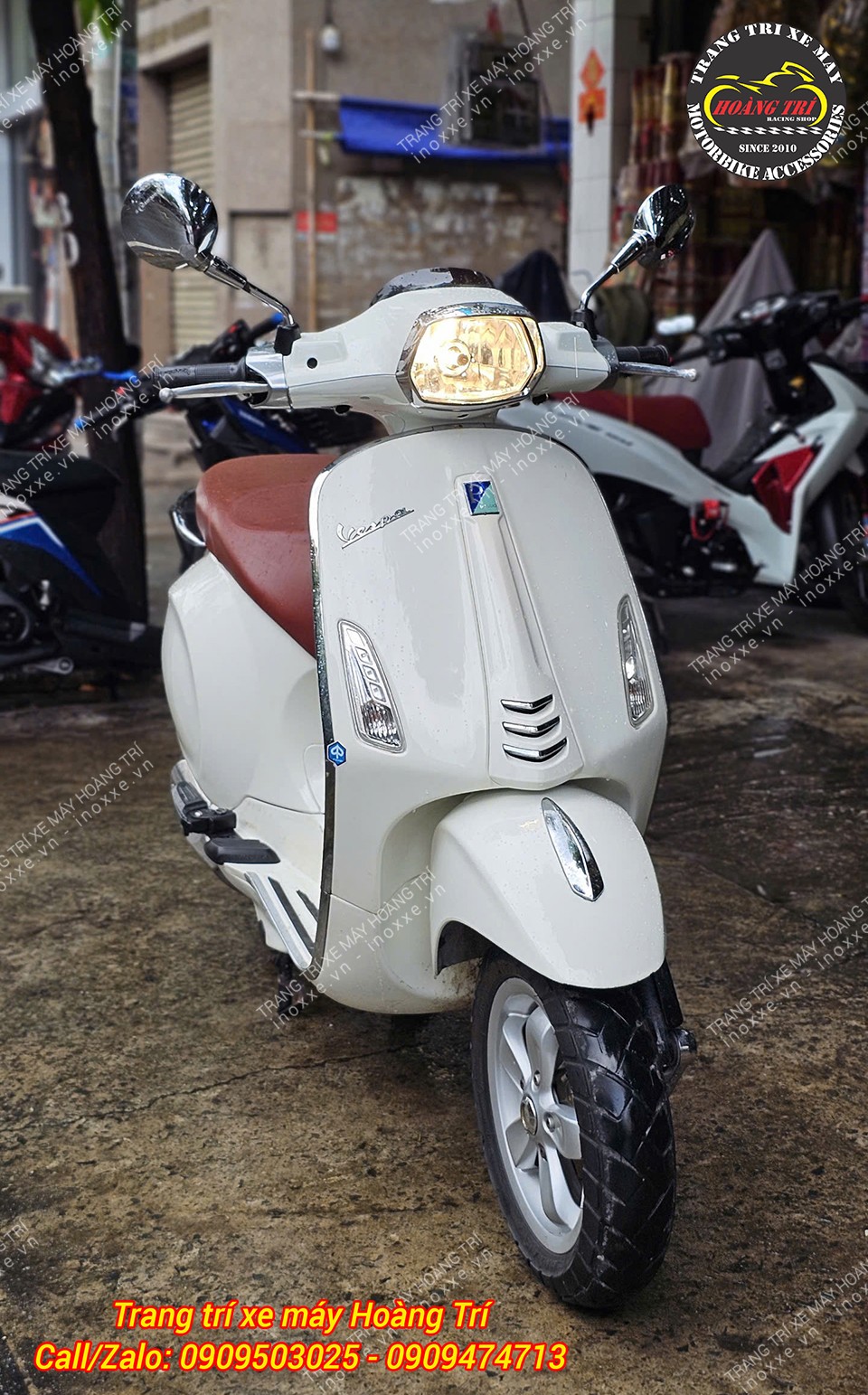 Vespa Primavera đèn tròn độ thành Vespa Sprint đèn vuông