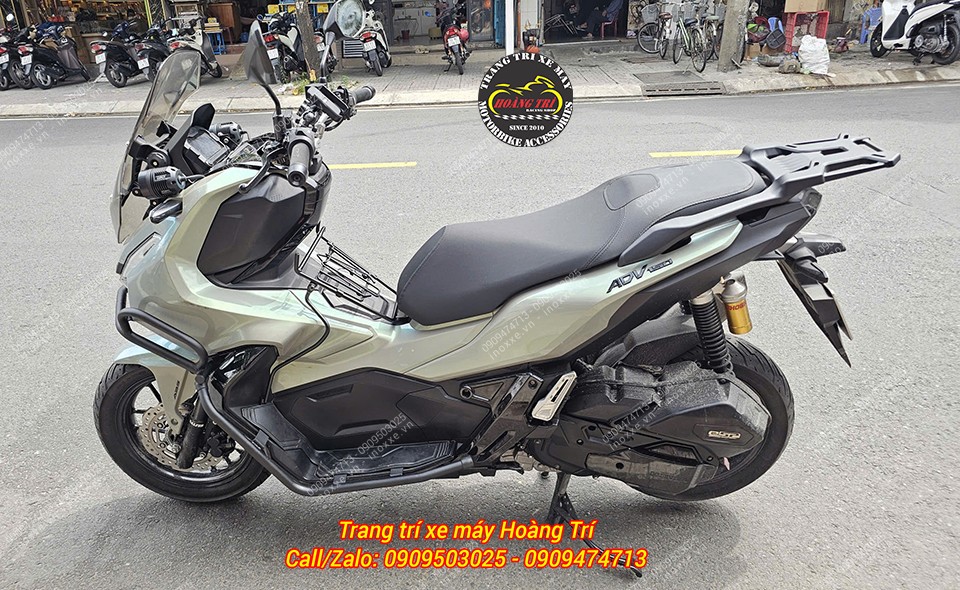 Baga giữa 10 ly ADV 150 đen mờ