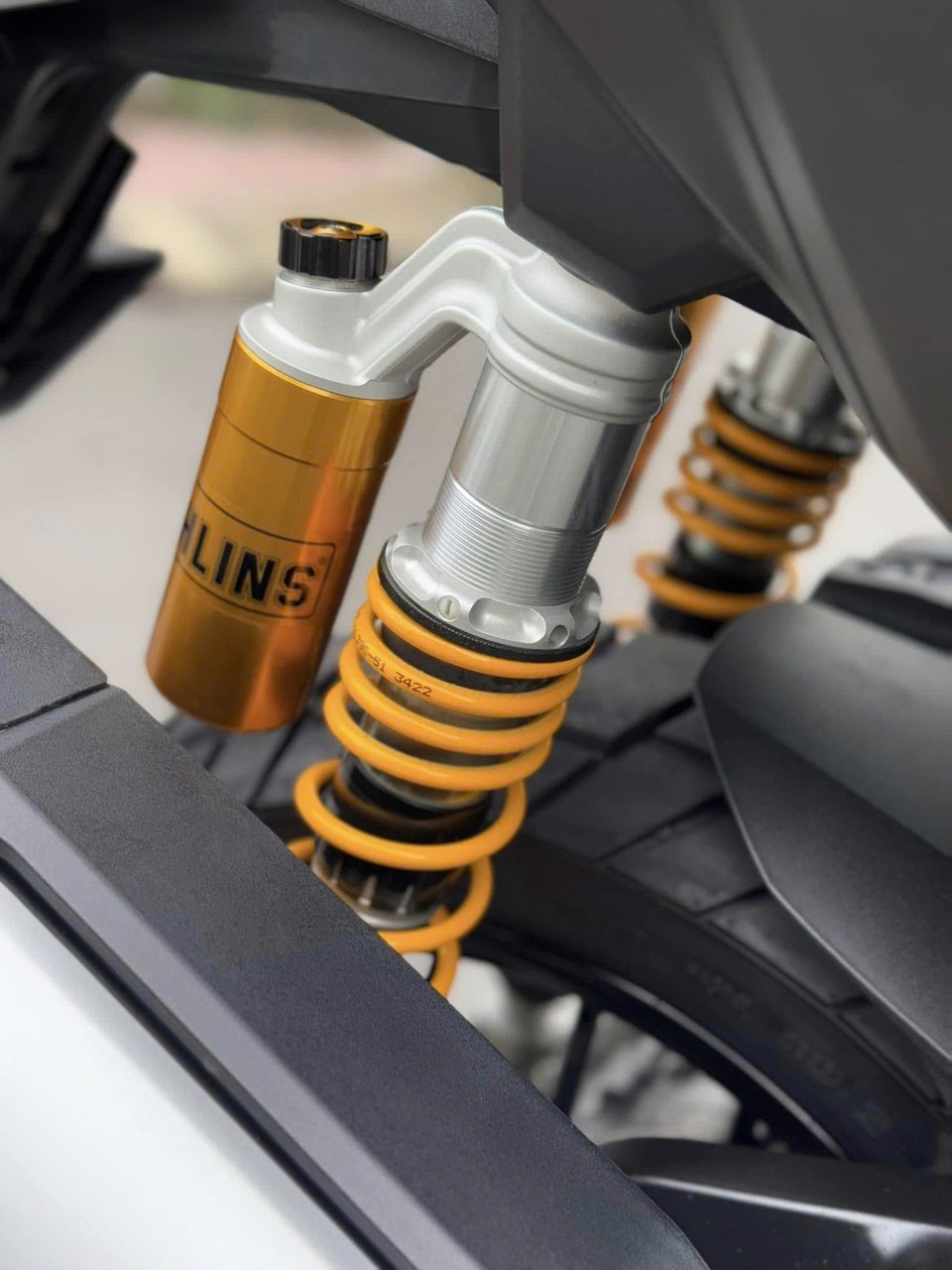 Phuộc Ohlins Honda ADV 350 - HO208 chính hãng