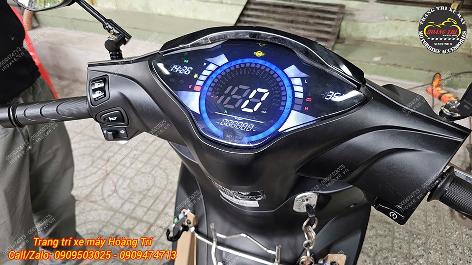 Đồng hồ điện tử Future Led - Sum Racing Plus 2025