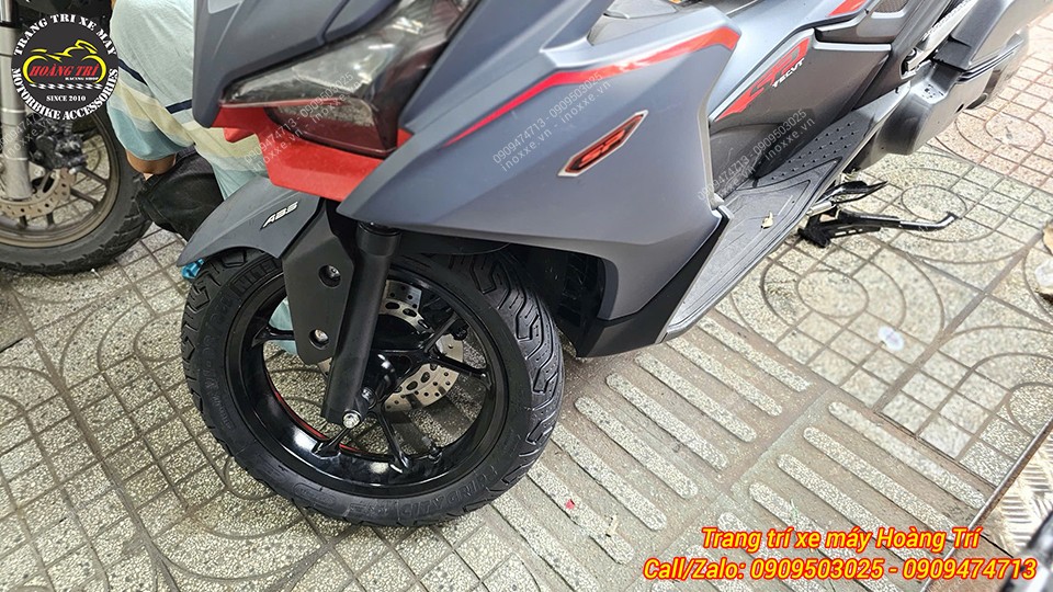 Vỏ lốp Michelin cho xe NVX V3