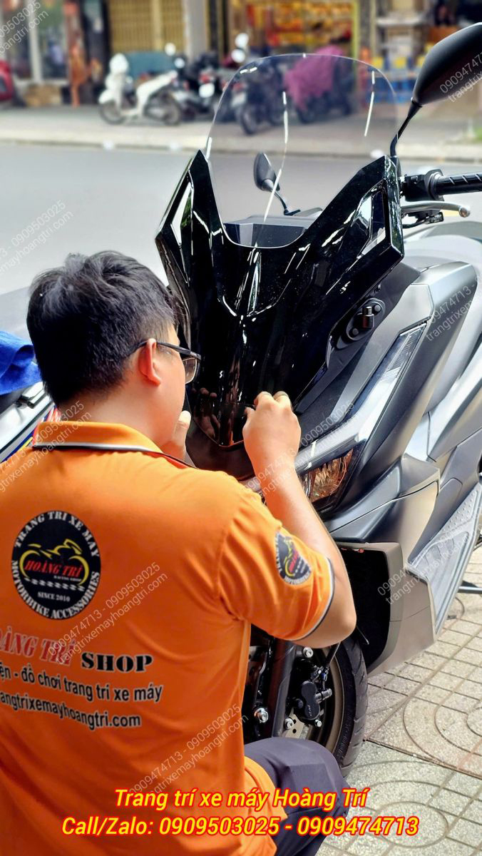 Kính chắn gió PCX 160 2025 kiểu Forza 300 - NCL
